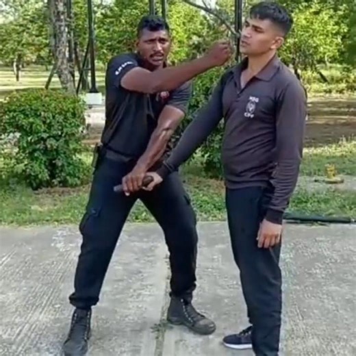 ​POV: You’re facing a Pistol Threat 🔫 #KravMaga #viralvideo #trendingshorts
