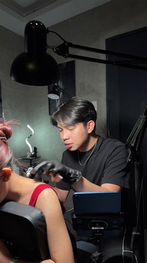 Tattoo Artist Insights: A Day in the Life