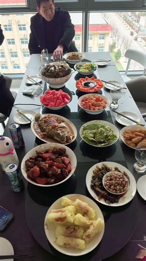 Like Sushi Conveyor At Home! Automatic Oval Serving TRAY 🏆