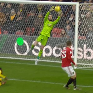 ⏮ Last time we hosted Manchester United... Ismaïla Sarr and Troy Deeney both netted as we defeated Ole Gunnar Solskjær's team 2-0! 🙌 | Watford FC