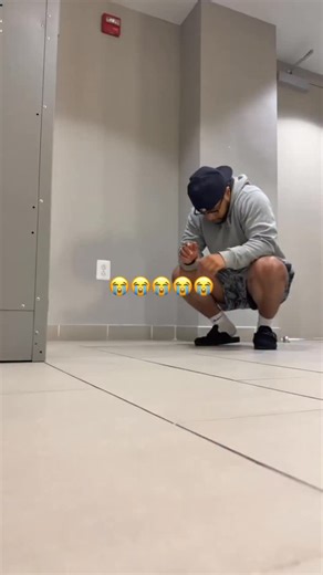 Ca$H on Instagram: "What’s all that moving back there ? 😭😭😭😭😭 #mscash #amen #fyp #atl #atlanta #ga #georgia #sav #savannah #912 #funny #funnyaf #justjokes #funnyreels #funnyvideos nnyvideos"