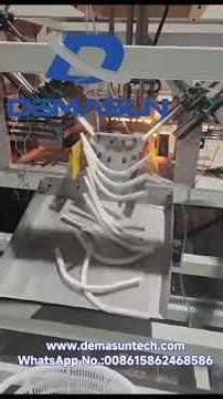 Automatic PVC pipe bending machine with automatic pipe feeding