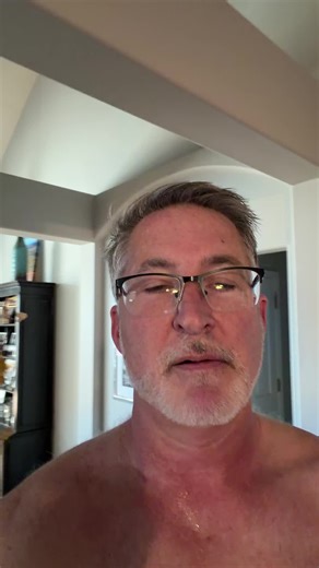 Power zone endurance ride on #peloton today. She said we should be able to talk with full sentences. What do you think? Have you done one of these before? #letsgethealthiertogether #pushyourself #getupandmove #peletonbike