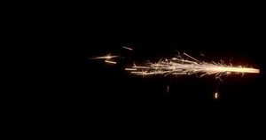 clip-1099271487-sparkler-candle-birthday-cakes-black-background-easy