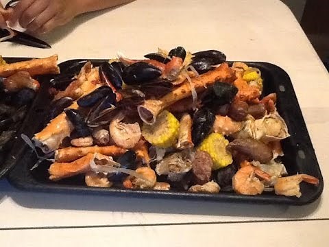 | Crab Boil Recipe| Seafood Boil | How to make a Crab & Seafood Boil