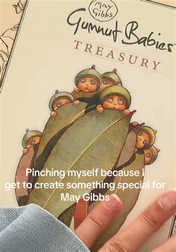 Stepping into the magical world of May Gibbs 🌿✨ For so many of us growing up in Australia, the adventures of Snugglepot and Cuddlepie felt like pure childhood magic. Tiny Gumnut Babies living amongst the gum trees, meeting whimsical characters like Ragged Blossom and the cheeky Banksia Men. These beautiful stories from Snugglepot and Cuddlepie have been part of Australian childhood for generations, bringing the Australian bush, imagination, and storytelling to life. There’s something so nostalg