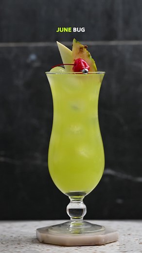 June is almost here! 🌞 This is my June cocktail—absolutely refreshing and delicious! 🍹 Enjoy June with this beautiful June Bug. 🐞 Follow my other drinks page @everydaydrinks_ 🥭🍉🥂 Recipe: \t•\t2 oz coconut rum 🥥 \t•\t1 oz melon liqueur 🍈 \t•\t1 oz banana liqueur 🍌 \t•\t1 oz lemon juice 🍋 \t•\t3 oz pineapple juice 🍍 #SummerVibes #CocktailRecipe #DrinkOfTheMonth #TropicalTaste #melon #banana #alcohol #bar #bartender #bartenderlife #cocktailrecipe #cheers #cocktail #cocktailart #cocktailb