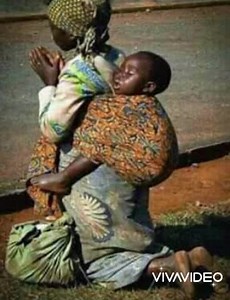 Hoje trago vos A música Título: Amor de mãe Voz: Estrelinhas da Alva Compositor: Abraão Ngulu Luiele Música do primeiro CD | Estrelinhas da Alva