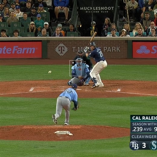 Cal gets one back 👊 | Seattle Mariners