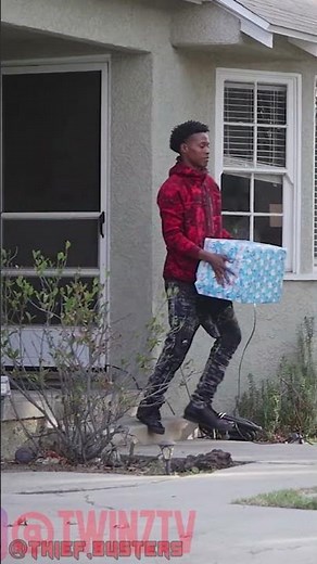 Exploding Bait Package Prank