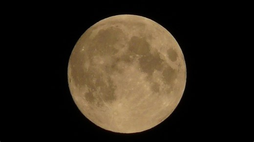 Ça n’arrive qu’une fois tous les 18 ans : pourquoi la pleine Lune des fraises sera exceptionnelle à observer ?