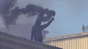 Hamburg: Krawall bei Demo zum 1. Mai – Vermummte auf Roter Flora