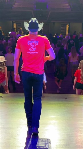 Cowboy Kyle teaching “Fireball” line dance. 20 second lesson #linedancelessons #fireball #urbancowboylinedancing #linedanceinstructor