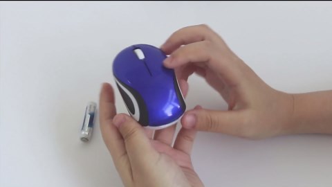 Mini Wireless Mouse for Kids, Small Portable Travel Mouse With USB Receiver, 3 Buttons for PC Laptop Computer (Orange)