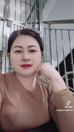 Ngoc Ngan loves making jokes #funny #entertainment