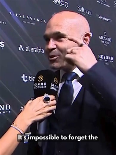 Andrés Iniesta Shines at Globe Soccer Awards