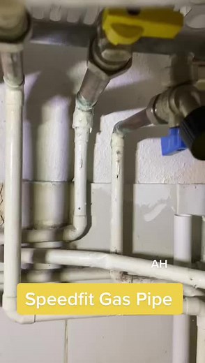 Speedfit Gas Pipe Installation by Allen Hart | DIY Plumbing Tips