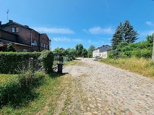 Domek na Mazurach w zasięgu ręki. Państwowy gigant sprzedaje domy i mieszkania. Niskie ceny!