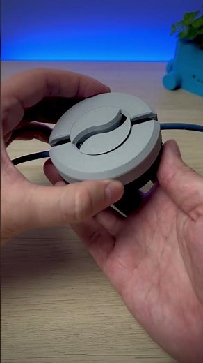 3D Printed Cable Management #organizer #3dprinted #cablemanagement