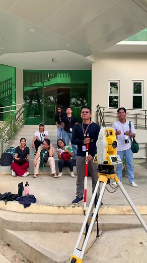 Geodetic Engineering Laboratory Challenges at University