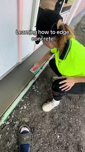 #concrete #concretelife #concreteedging #bluecollar #tradie #tradielife