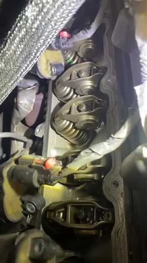 Collapsed lifter #technician #mechanic #mecanico #automotive