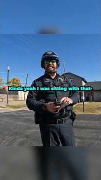 She got pulled over by the coolest cop 😱 @nvrn_moto