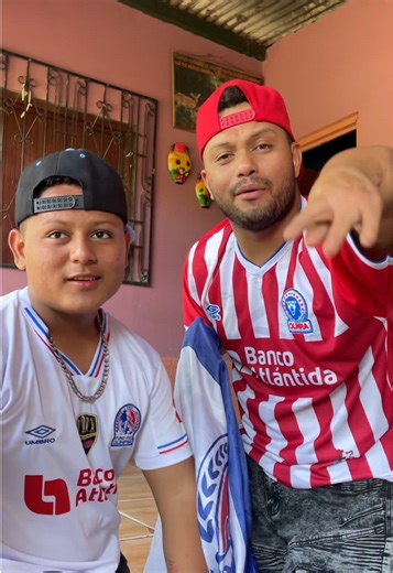 Olimpia: Cortes de Pelo y Humor en Tiktok