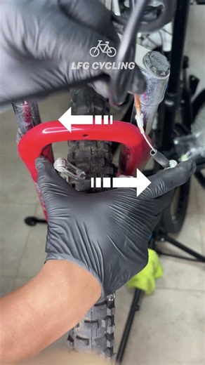 Stop Undoing the Cable! 🚲 The Fastest Way to Remove a V-Brake Wheel ⚡