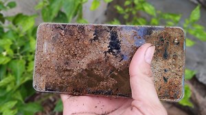 Restoration destroyed abandoned phone Found a​ broken phone near the house Follow Me For Update! Youtube: http://bit.ly/JaiPhone1 Facebook: https://bit.ly/JaiPhone2 Thank you for watching! God Bless You All. #restoration #brokenphone | JaiPhone