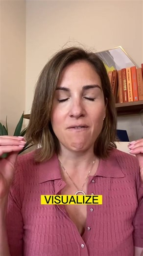 1K views · 74 reactions | The key to nailing a TV interview? Visualizing your most trusted person.  Check out my Crush It on TV course that will teach you everything you need to know to become a regular media expert. Link in my bio! #tvinterview #interviewtips #mediacoaching #mediatraining #cameraready | Lynn Smith | Facebook