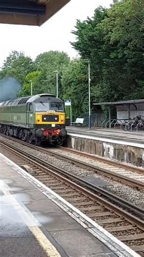 LSL class 47s pass through new Milton (2021) #train #class47 #railtour #railway #locomotive #deisel