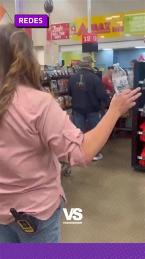 🛒 En la previa de Navidad, un insólito y emotivo episodio se vivió en un supermercado de Estados Unidos, cuando una falla en el sistema de cobro cambió por completo el ánimo de una jornada cargada de tensión y largas filas. Lo que parecía ser una situación incómoda para los clientes terminó convirtiéndose en un gesto solidario que rápidamente se volvió viral en redes sociales. El hecho ocurrió en una sucursal de H-E-B, una reconocida cadena de supermercados del estado de Texas, cuando un desper