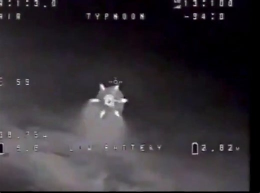 Newly released UFO footage from the Ukrainian Ministry of Defence, captured via a drones ATFLIR pod. What do you think?