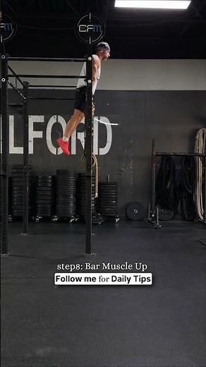 Kipping Bar Muscle Up: Timing Sequence. Bent Knees Style