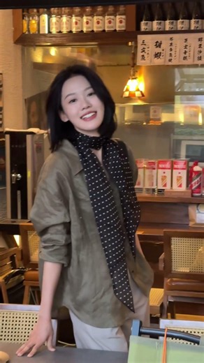 春夏都能穿的衬衫，追求舒服的状态#极简主义 #ootd穿搭 #慵懒风