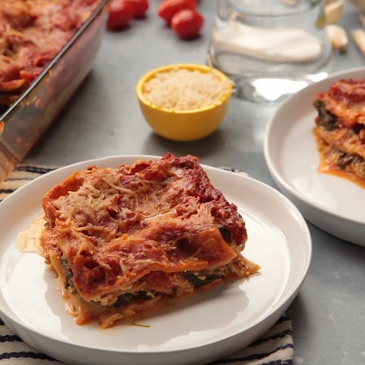 Made with tofu ricotta and plenty of fresh spinach, this garlicky vegan lasagna is one of our favorite weeknight dinners. RECIPE: https://www.forksoverknives.com/recipes/spinach-lasagna/ | Forks Over Knives
