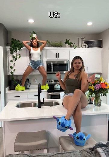She let me in her house, we are locked in 🤭