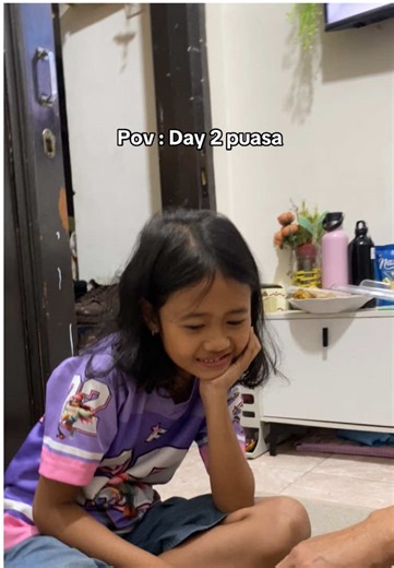 Momen Seru Hari Kedua Puasa: Rendang dan Tidur