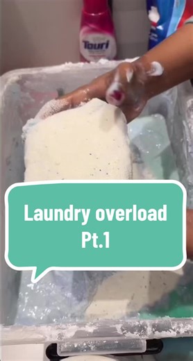 Live Recap: Laundry Overload and Sponges Squeezing Fun