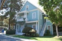 Colonial Street / Wisteria Lane - theStudioTour.com