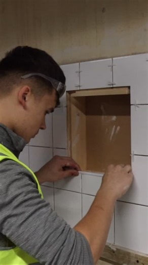 Catch a brief look behind the scenes as Alan Holubowicz a Wall & Floor Tiling apprentice, gets hands-on ahead of the SkillBuild National Finals. 👀 From planning layouts to lining up every tile with precision it’s steady work, sharp focus, and attention to detail that sets competitors apart. The countdown is on for one of the UK’s biggest construction skills challenges. 🎉 Go Construct #SkillBuild2025 #SkillBuild #TeamSRC #WallAndFloorTiling | Southern Regional College