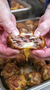 This is absolutely delicious. Don't change a thing! I took this to a dinner party and everyone loved it but I've been making it at home just for us too. It really only takes 15 minutes! Recipe in comments ⬇️ | Easy Recipes