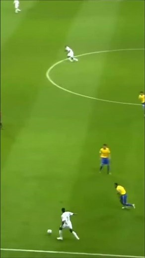 Zinedine Zidane’s vs bresil Best Dribbles – The Maestro in Action ⚽✨