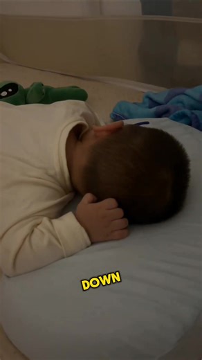 How adorable this baby is when his mom tells him to go back to sleep 🥰 | Laugh And think