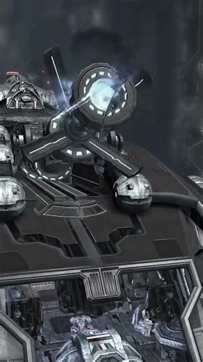 Autobots Ship tries to protect the Entrance