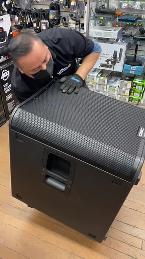 Unboxing a @QSCaudio #subwoofer for a customer, who bought it for their new bar and lounge! #fyp #foryou #foryoupage #subwoofers #qscaudio #qsc #soundsystem #nycstore #djstore #djequipment #djgear #canalsoundlight