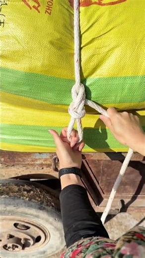 Very strong cargo binding rope skills