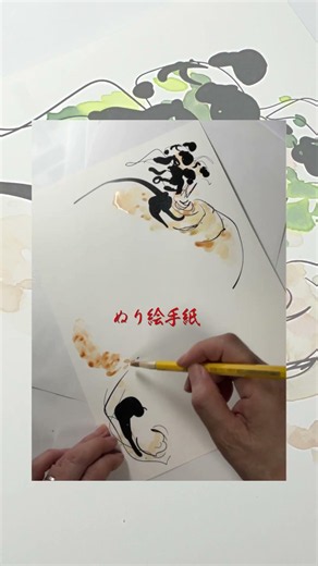 【 #大根 】シニアも簡単！ぬる絵手紙ランチョンマット｜この大根は、コースターを引き立てるランチョンマットとして全体をまとめる主役。組み合わせるだけで、食卓がほっと和む可愛い絵手紙セットが完成します。