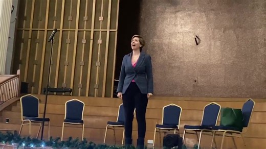 The acoustics are amazing at Central Hall in #Grimsby. What a wonderful venue. | Andrea Jenkyns
